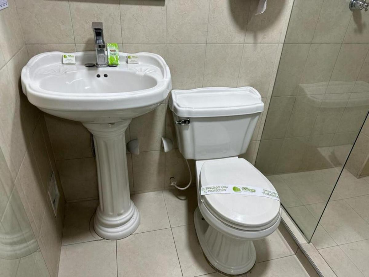 Hotel Bosque Chapinero Богота Екстер'єр фото