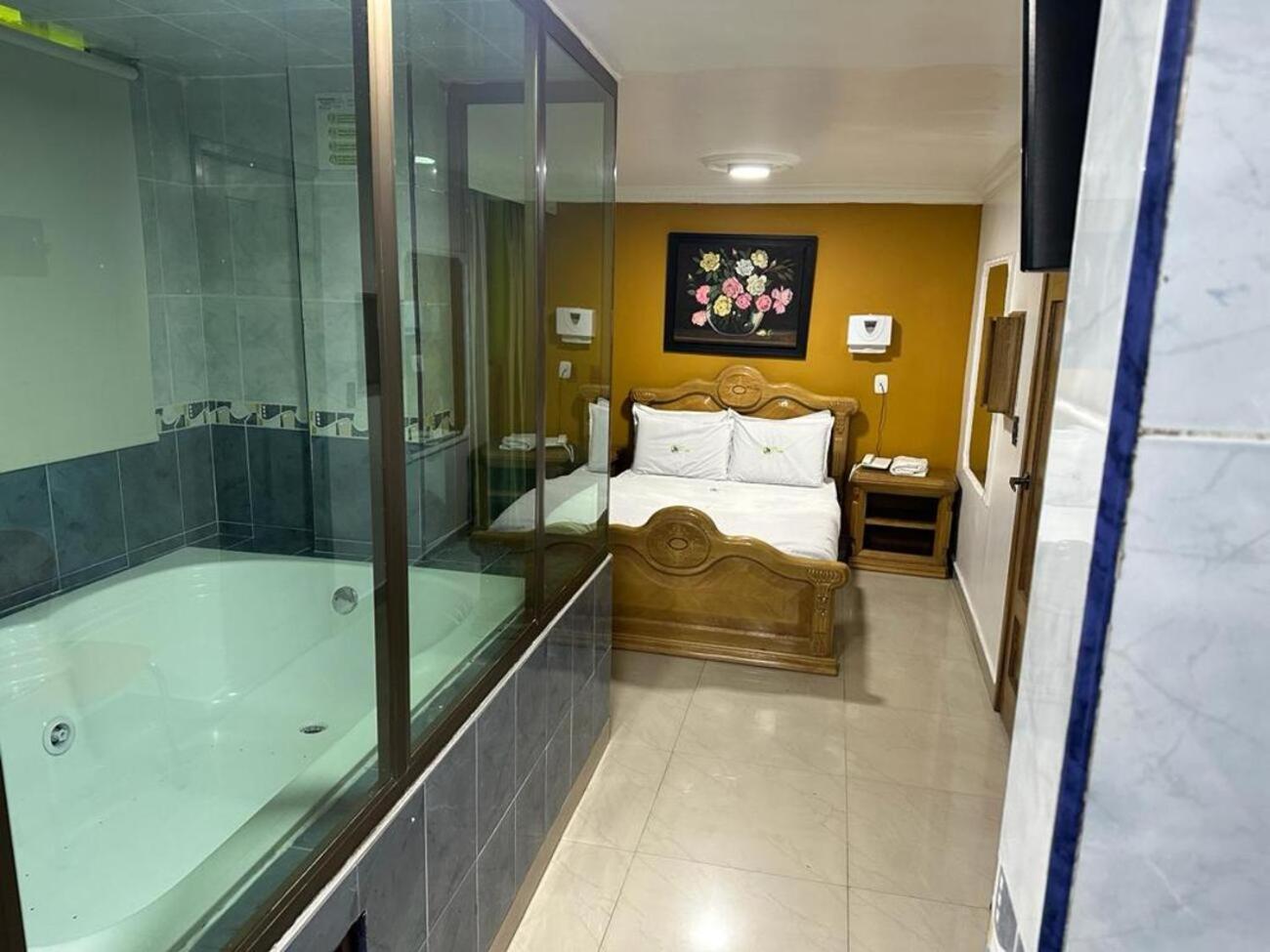Hotel Bosque Chapinero Богота Екстер'єр фото