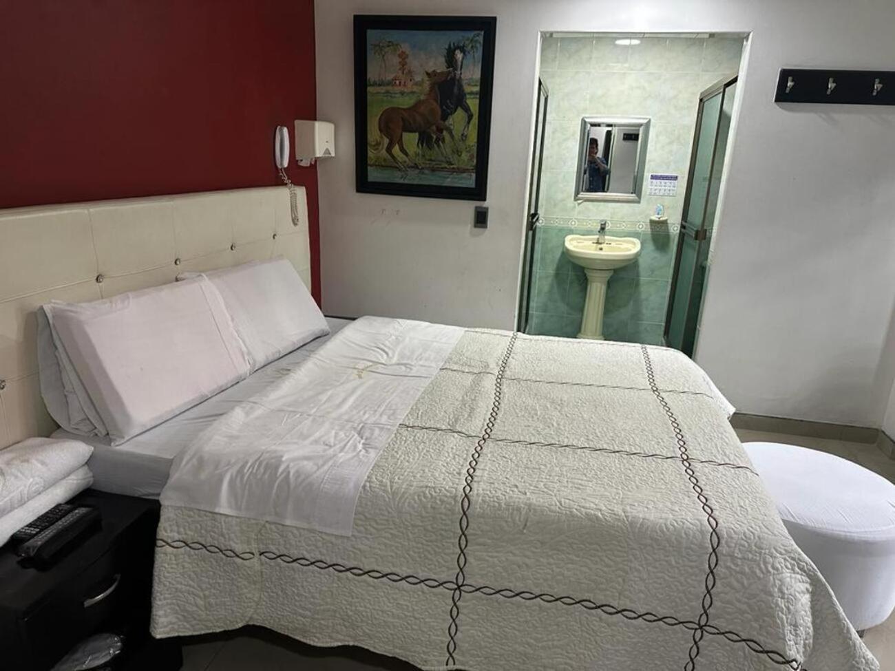 Hotel Bosque Chapinero Богота Екстер'єр фото