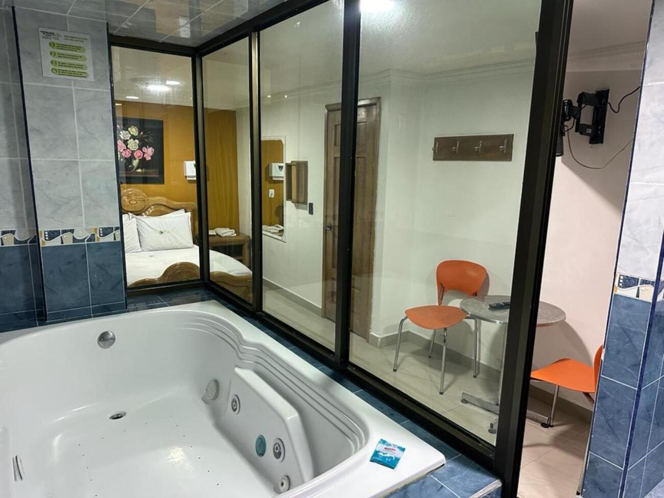 Hotel Bosque Chapinero Богота Екстер'єр фото